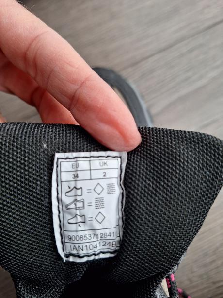 Turistické topánky, 34