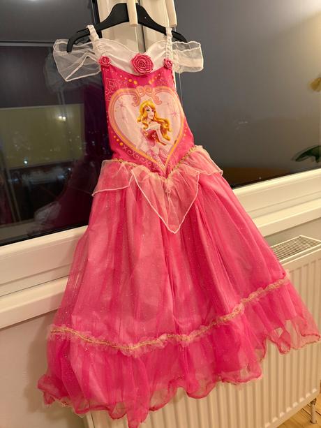 Saty na karneval 110, 