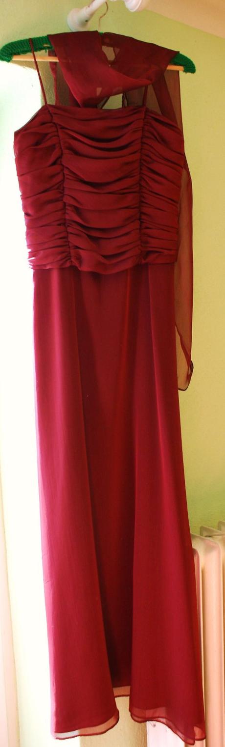 Spoločenské šaty yve london, m