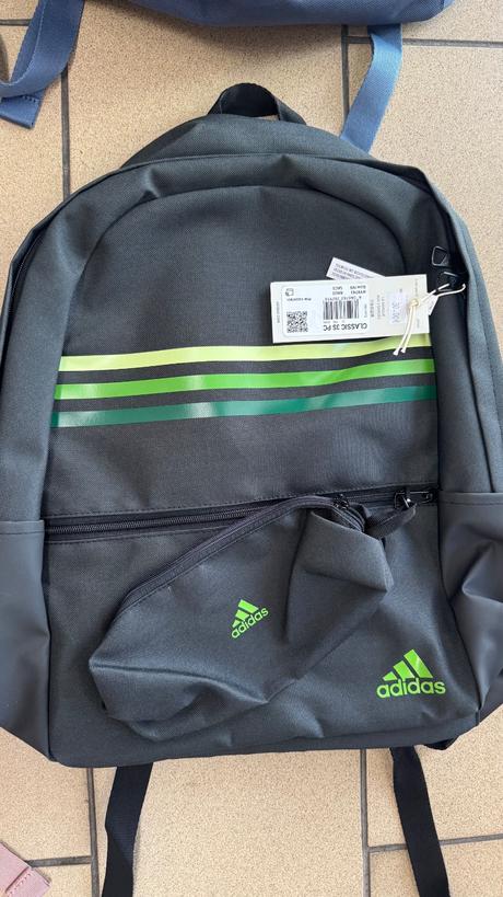 Adidas ruksak, adidas