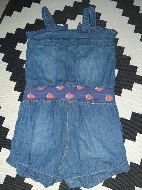 Nádherný lahunky overal rifľového vzhľadu na 6-9r., 134