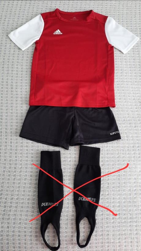 Futbalový dres 140 + kraťasy 134 + štucne 134, adidas,134