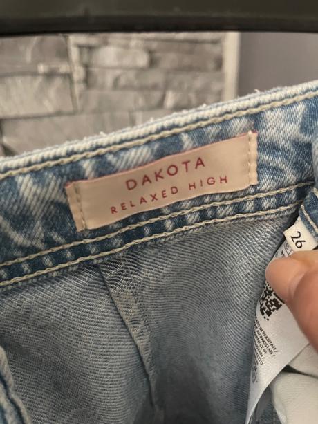 Guess v.26, guess,26