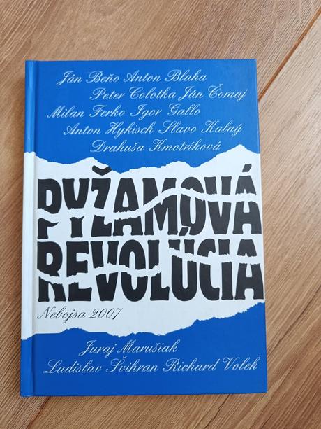 Pyzamova revolucia,
