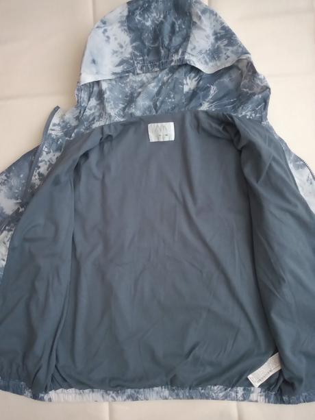 Tenká bunda zara, zara,140