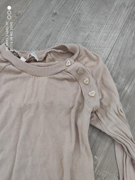 Pulovrik s nasivkami na laktoch, s