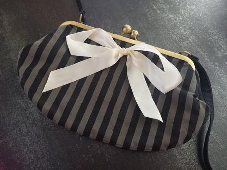 Stylova kabelka popular, 