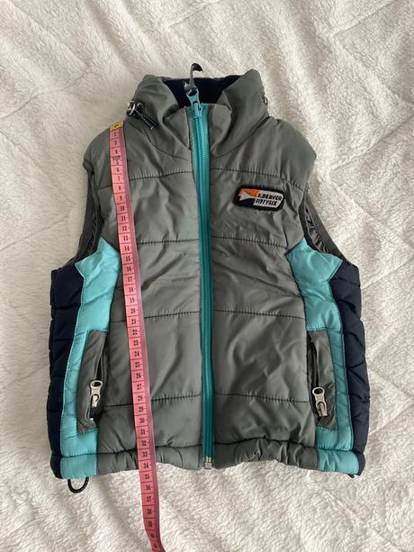 Teplá vesta s kapucňou, 92