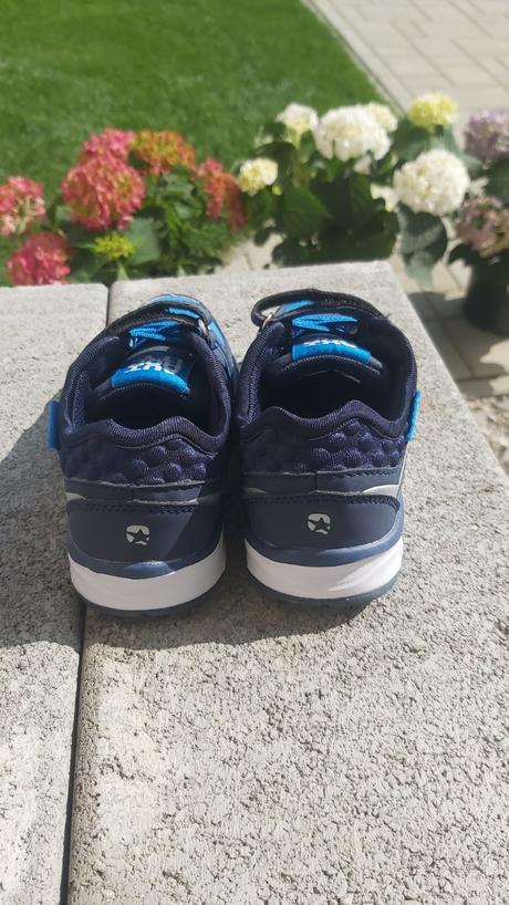 Tenisky, authority,27