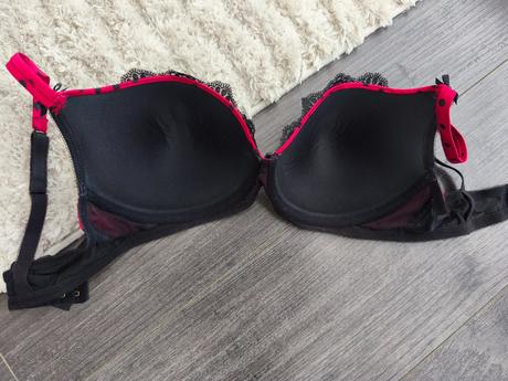 Vystužená podprsenka, 80d