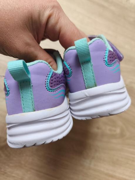 Tenisky, skechers,24