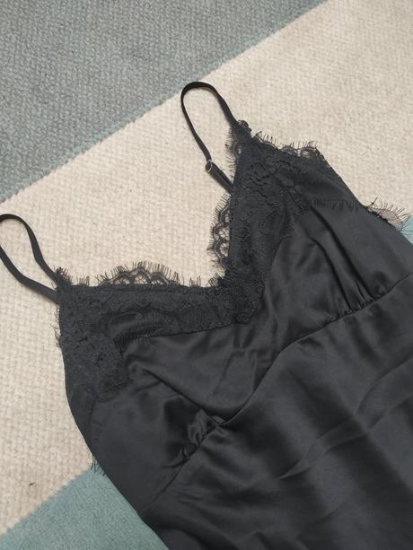 Saténová nočná košieľka, s