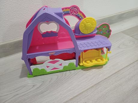 Domceky pre zvieratka/babiky, 