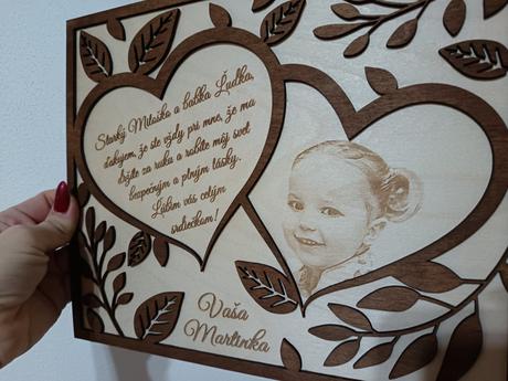 Drevený obraz so srdcom a fotografiou, 