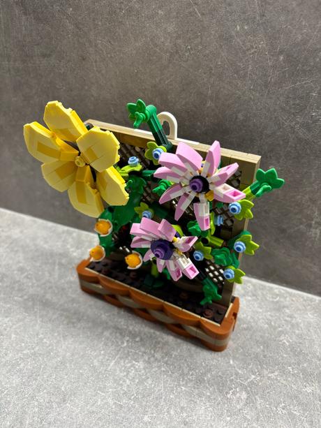 Lego 40683 kvetinová treláž, 