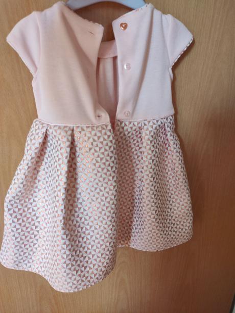 Sviatocne saty ted baker, 80