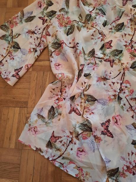 Dámske kimono, atmosphere,s