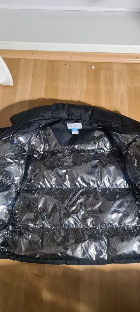 Vetrovka, columbia,m