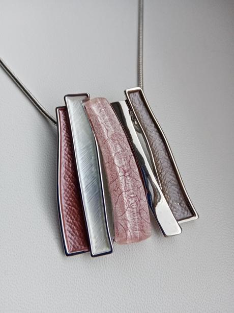 Antialergický náhrdelník - ružovo strieborný, 