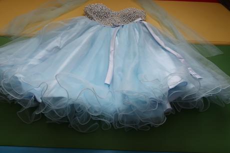 Slávnostné šaty, diva,l