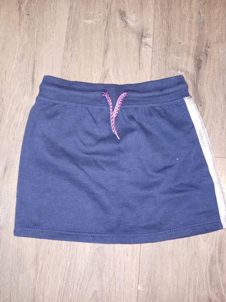 Teplejšie športová sukňa, 128