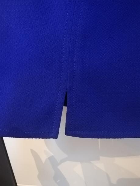 Kráľovsky modrá kratšia blúzka, m