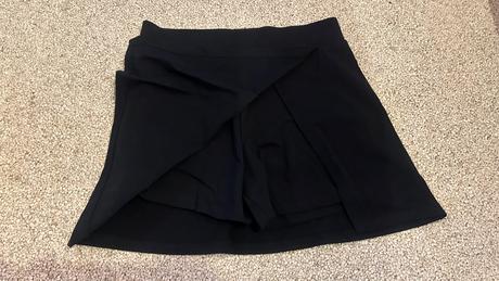 Kraťase-sukňa, sinsay,m