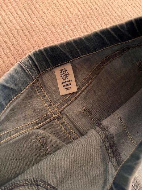 Džegíny, h&m,134