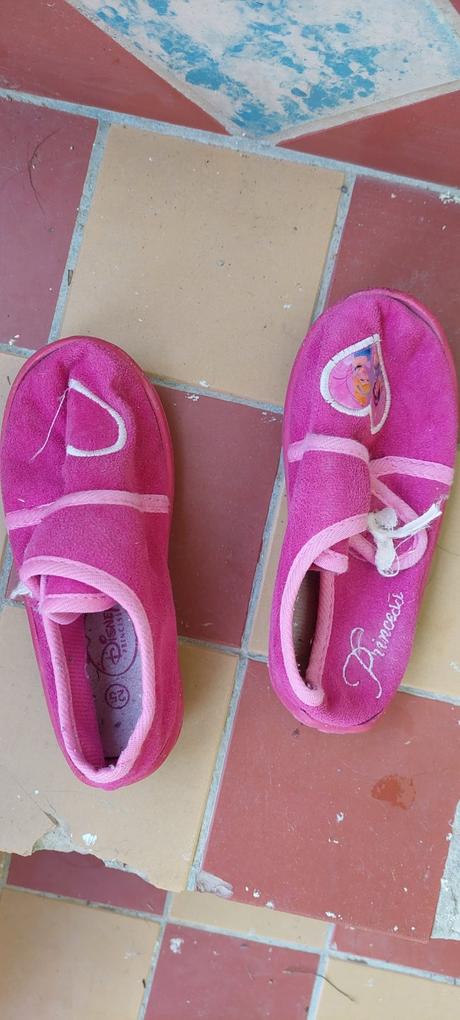 Prezuvky c25, disney,25