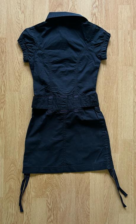 Šaty sam, s.a.m.,122