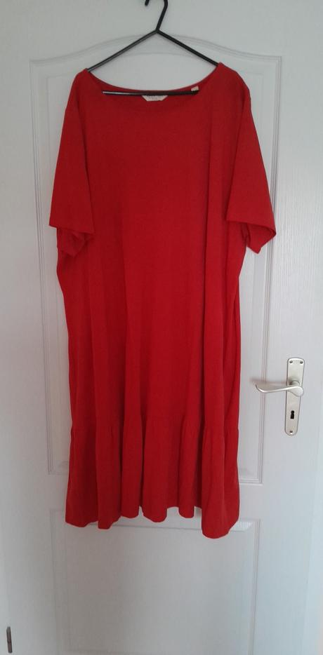 Volanove šaty, tchibo,52