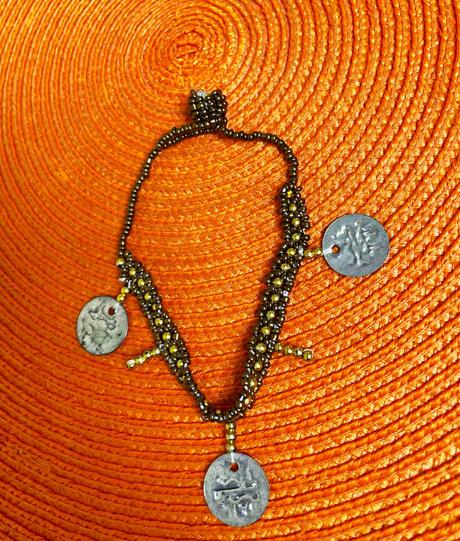 Starožitný náramok,