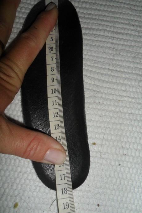 Celokožené prechodné čižmičky, 26