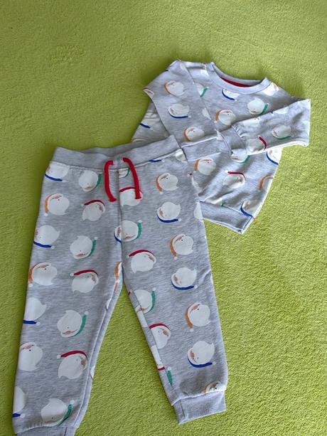 Vianočná tepláková súprava primark, super stav, 92