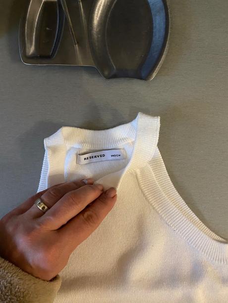 Tielko letné, reserved,140