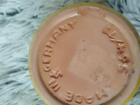 Kvetináče  keramické,obaly žltej  farby rôzne, 