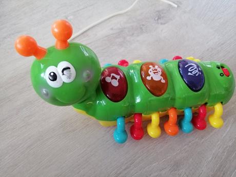 Hracia húsenica a kačička do vody, 