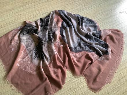 Krasna veľká šatka/p5, 