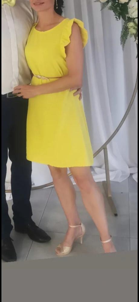 Žlté letné šaty, s