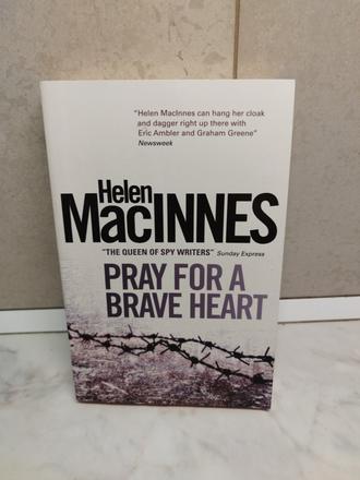 Helen macinnes - pray for a brave hearth v, 