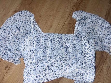Crop top fb sister xxs /xs, new yorker,32 / 34 / xs