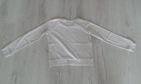 Nádherná mikinka v top stave, 146