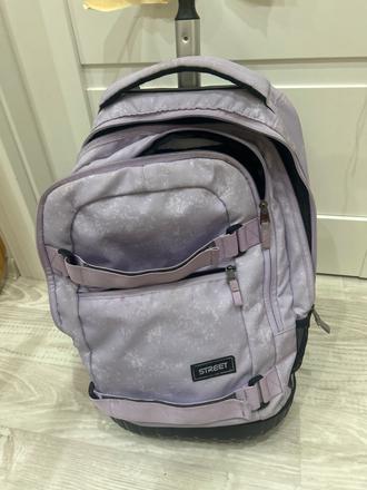 Školská taška na kolieskach, 