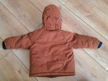Zimna bunda 6 - 9 mes., f&f,74