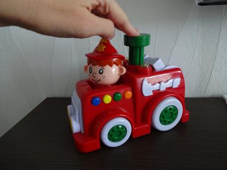 Detska hracka  so zvukmi melodiou a svieti, 