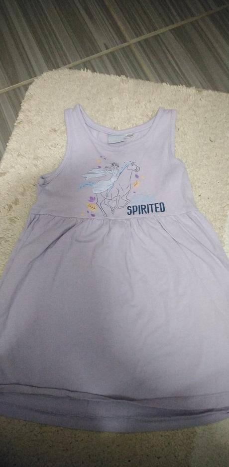 Šaty, disney,104