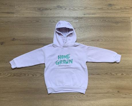 Mikina reserved 116 nosená, reserved,116