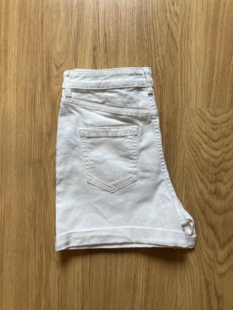 Riflové kraťasy biele, primark,40