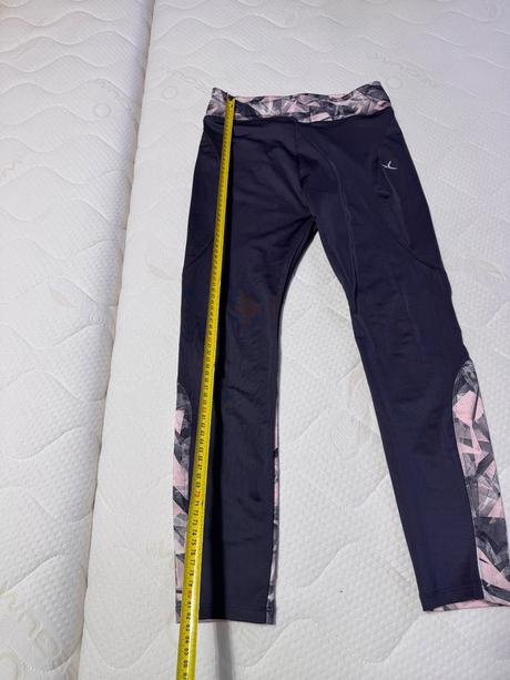 Športové leginy, decathlon,152