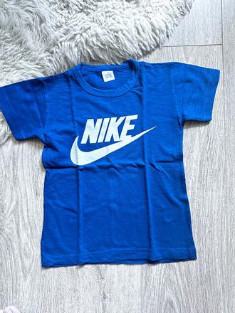 Tričko s napisom, 122